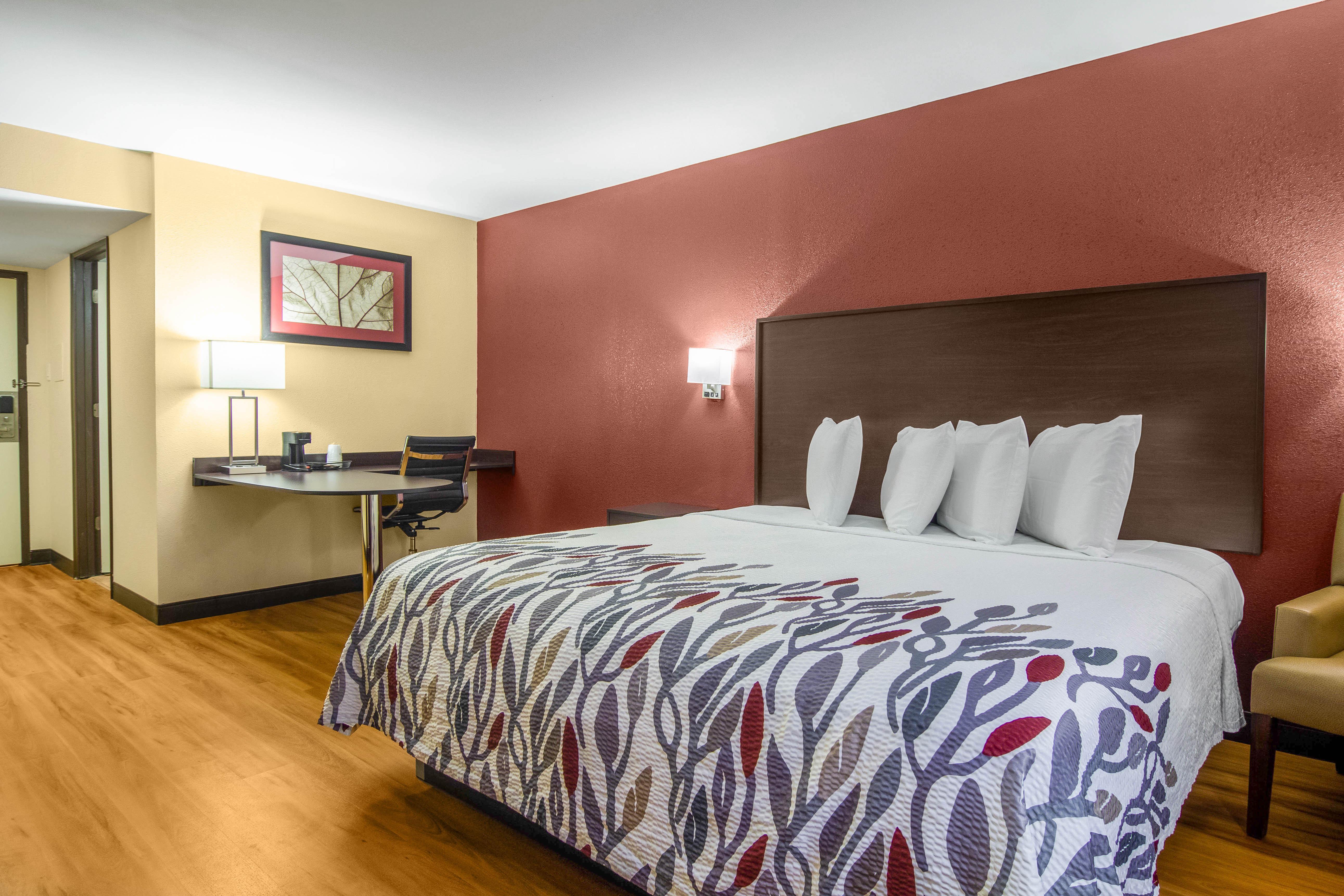 Red Roof Inn פריסברג מראה חיצוני תמונה