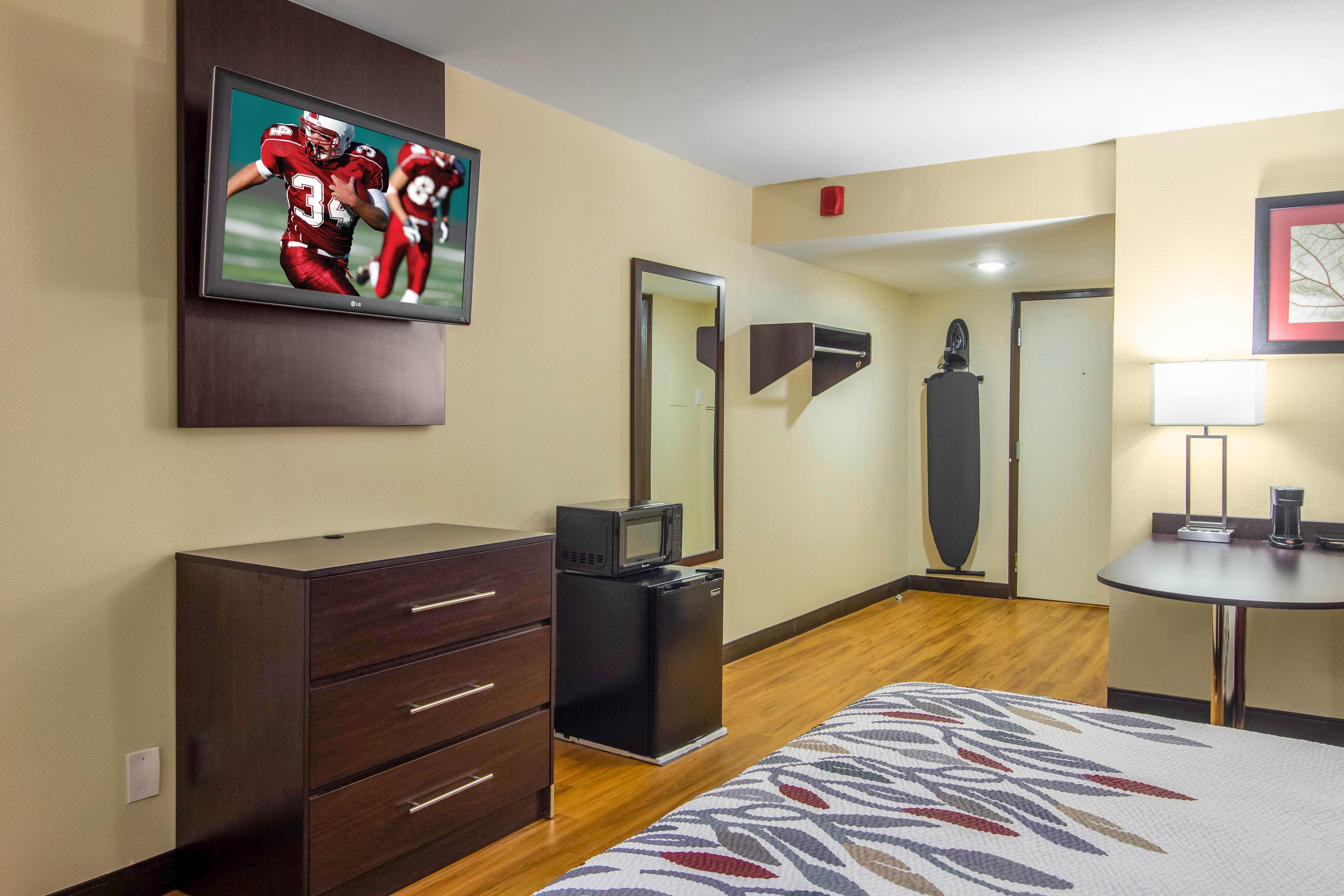 Red Roof Inn פריסברג מראה חיצוני תמונה